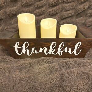 iDelightz Battery Powered Candles with Wooden Carrier Centerpiece